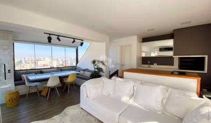 Cobertura duplex mobiliada e decorada no bairro  Mont Serrat, com 136,88 metros  privativos