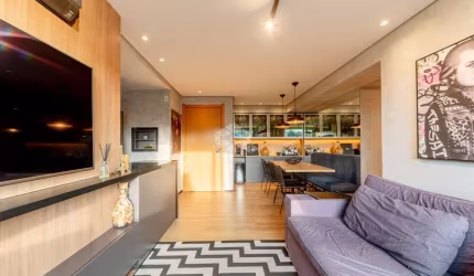 Apartamento mobiliado e decorado em andar alto no Teresópolis.