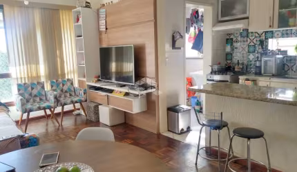 Apartamento  com 60 m² , 2 dormitórios, uma vaga no bairro Nonoai.