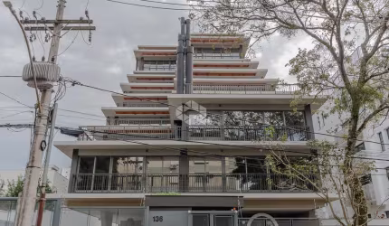 Apartamento de frente em predio em alto padrão