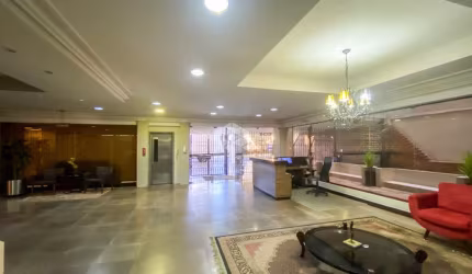 Apartamento semimobiliado, 3 dormitórios, 1 suíte, 147 m² - Centro Histórico, Porto Alegre