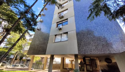 IMÓVEL DE GRANDE POTENCIAL!!!!  Baixou o valor!!Excelente Apartamento de 3 dormitórios, 2 vagas no Menino Deus.