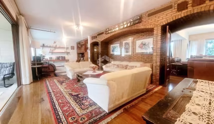 Apartamento à venda Bairro Bela Vista, 4 dormitórios com 3 vagas de garagem, Porto Alegre
