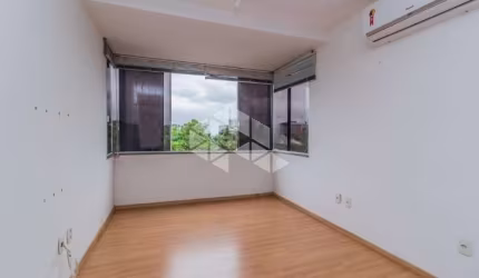 EXCELENTE APARTAMENTO NO CRISTAL
