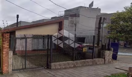 Casa 400 mq , pode ser pra uso comercial na Av Aparício Borges !!