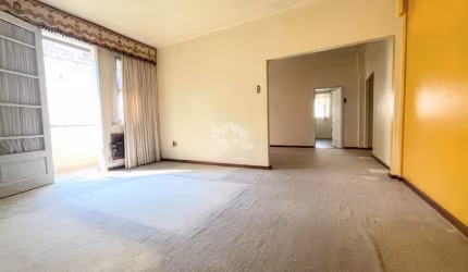 Apartamento 03 dormitórios com 130m² no bairro Independência