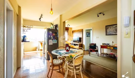 Apartamento de ampla metragem e vaga no  bairro Três Figueiras!