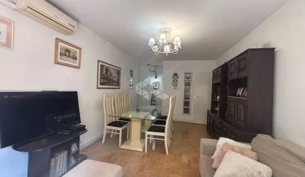 Apartamento com 3 quartos e 90m² à venda em Rio Branco, Porto Alegre.