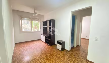 Apartamento de 1 dormitório amplo, sala 2 ambientes, condominio com ipiscina, quiosques e churrasqueiras