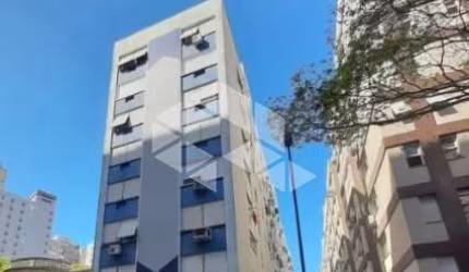 APARTAMENTO DE 2 DORMITÓRIOS 1 SUÍTE NA DUQUE DE CAXIAS E VAGA ESCRITURADA.