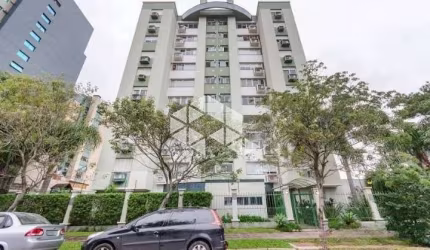 Apartamento de 2 dormitórios  sendo uma suíte, com 2 vagas  São Geraldo - Porto Alegre