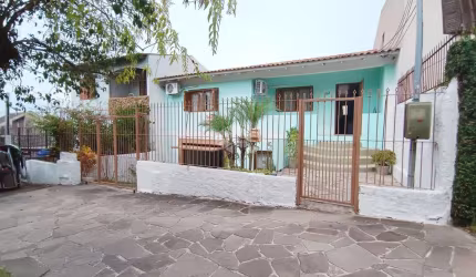 CASA 02 DORMITÓRIOS, 195M2, BAIRRO PARTENON