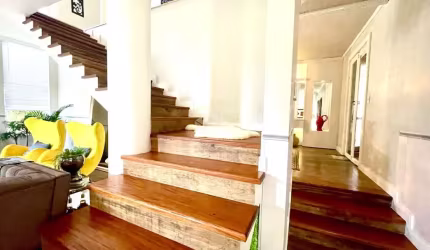 CASA 03 DORMITÓRIOS COM PISCINA