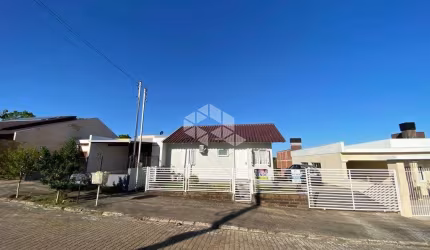 Casa 3 dormitórios na João Alves