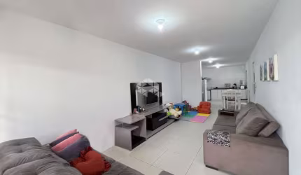 Casa Geminada com 3 dormitórios (1 suíte) em condomínio