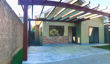 Casa de 2 dormitórios, 1 suíte, em Linha João Alves