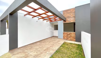 Casas geminadas na João Alves em construção