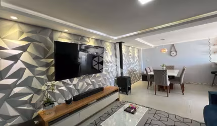 Casa com piscina e área gourmet