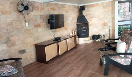 CASA 03 DORMITÓRIOS NO BONFIM