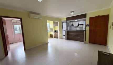 Apartamento mobiliado, 03 dormitórios, próximo ao Centro