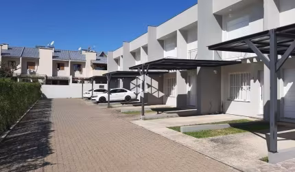 Duplex SEMIMOBILIADO no coração do Arroio Grande