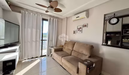 APARTAMENTO 03 DORMITÓRIOS COM TERRAÇO NO CENTRO