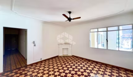 Apartamento de 3 quartos no bairro Centro, em Santa Maria.