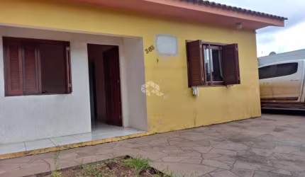 Casa à venda no bairro Pinheiro Machado.
