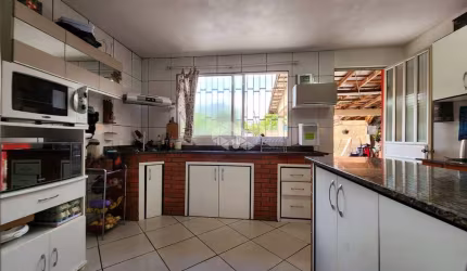 Casa com 2 quartos à venda na Japão, 230, São João, Santa Maria, 69 m2 por R$ 420.000