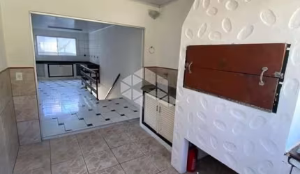 Apartamento Duplex com 4 dormitórios no CENTRO de Santa Maria