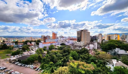 Apartamento alto padrão de 3 dormitórios de frente com 2 vagas no Bairro Nossa Senhora da Medianeira