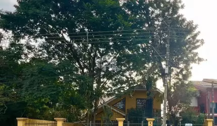 Casa à Venda - Ampla, Elegante e Completa - Quase 500m² de Terreno!