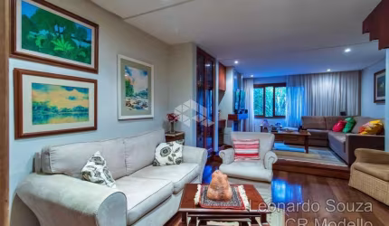 Casa em condomínio com 179 m² e 3 dormitórios à venda no bairro Três Figueiras.
