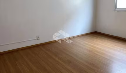 Apartamento com 70 m² e 3 quartos à venda no bairro Glória