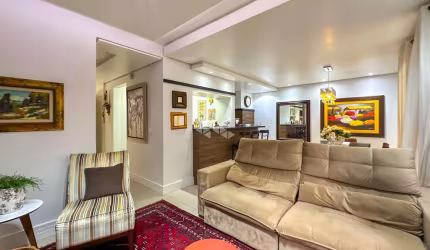 Casa em condomínio com 144 m² e 4 quartos à venda na Zona Norte.