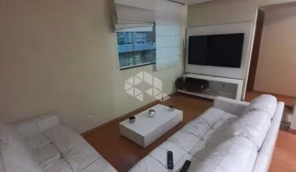 Prédio Comercial e Residencial