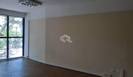 Sala comercial à venda, bairro Floresta, Porto Alegre, RS