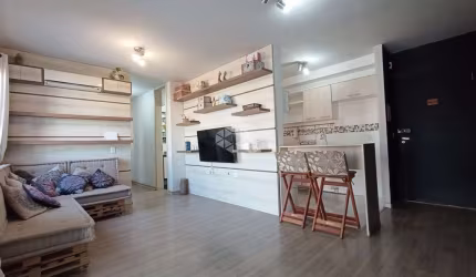 Apartamento de 3 dormitórios/Quartos com 1 suíte. 1vaga escrituradas. Sacada fechada.