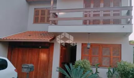 Crédito real vende excelente casa em condomínio