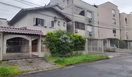 Sobrado de Esquina- Jardim Itu