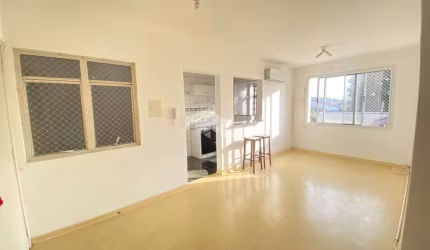 Apartamento 47mm² com 1 dormitório no bairroTristeza