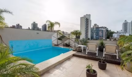 Cobertura no Rio Branco, 336 m2 privativos, 3 dormitórios , sendo 1 deles suíte com closet,  muito sol, vista e privacidade