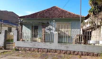 Terreno em ótima localização, no bairro Camaquã, zona sul de  Porto Alegre, RS.