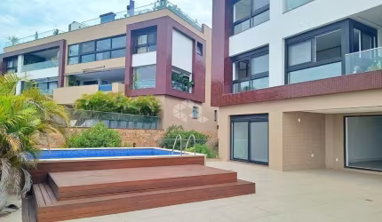 Apartamento nos altos da Maracá com 3 suítes, 4 vagas e piscina privativa.