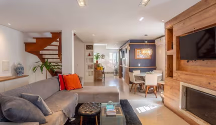 Casa com 3 dormitórios, mobiliada no Bairro Espirito Santo