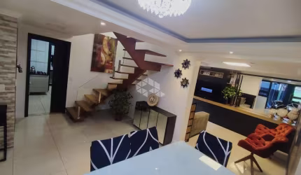 CASA EM CONDOMÍNIO 3 QUARTOS E 2 VAGAS DE GARAGEM NO BAIRRO PARTENON
