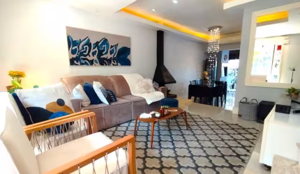 Casa - 2 Dorm - Condomínio - Zona Sul