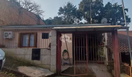 CASA TRÊS DORMITÓRIOS-  LOMBA DO PINHEIRO POA
