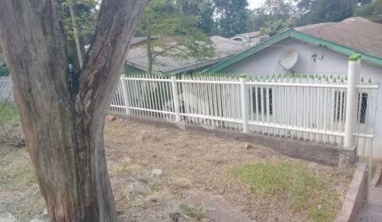 CASA COM TRÊS DORMITÒRIOS A VENDA EM ALVORADA.