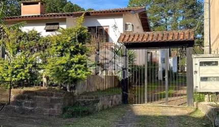 Casa com 02 Dormitórios- Lomba do Pinheiro-Porto Alegre